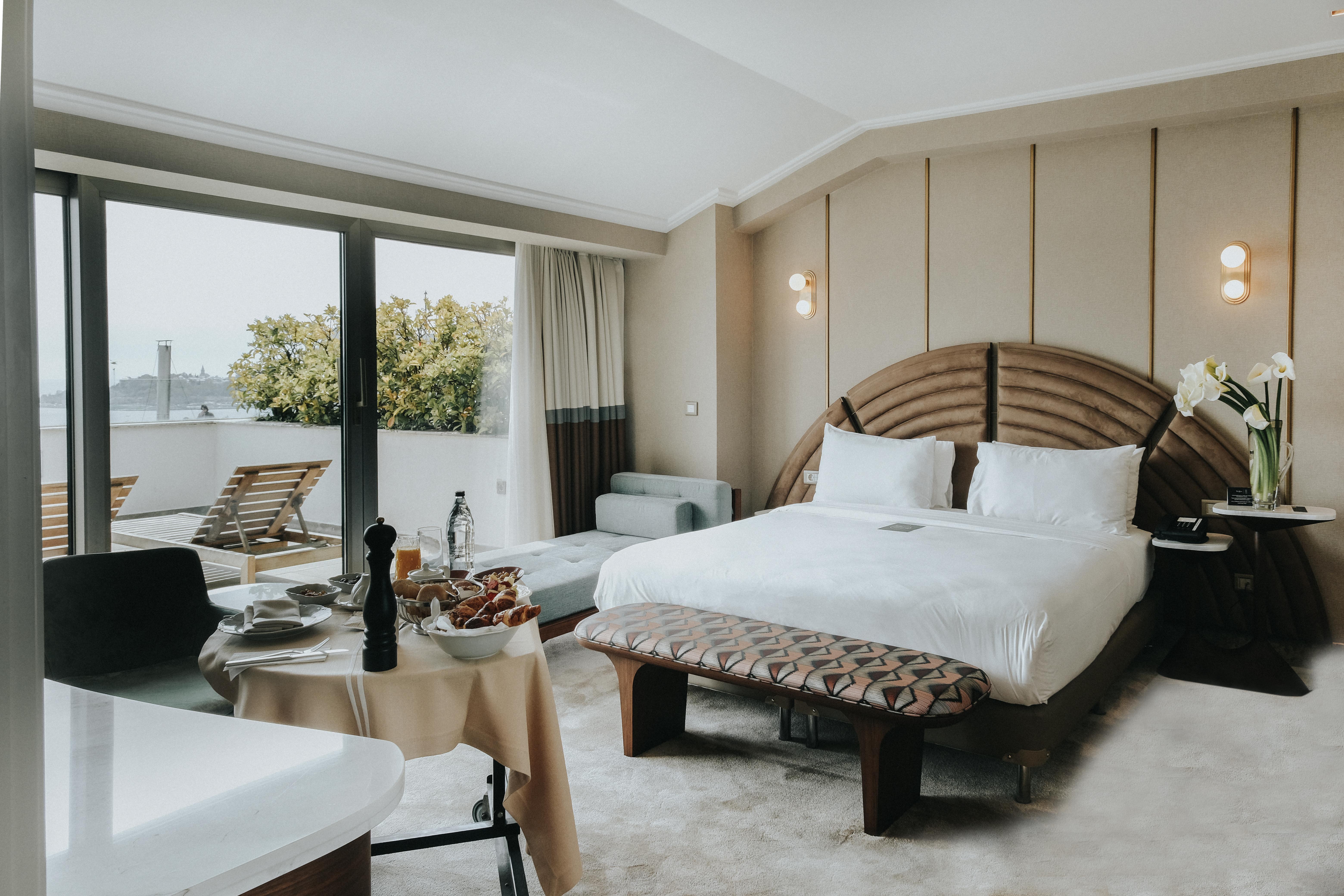 The Artisan Hotel Istanbul - Mgallery Collection Ngoại thất bức ảnh A suite at the Mandarin Oriental, Munich